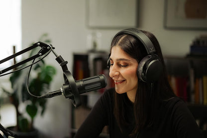 Beyerdynamic DT 700 Pro X , Casque de Studio fermé pour l’Enregistrement et Le Monitoring sur Tous Les appareils Mobiles